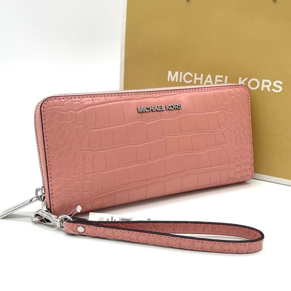 Michael Kors Large Continental Wallet Wristlet - Picture 1 of 5